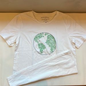 Embroidered banana republic tee, XS